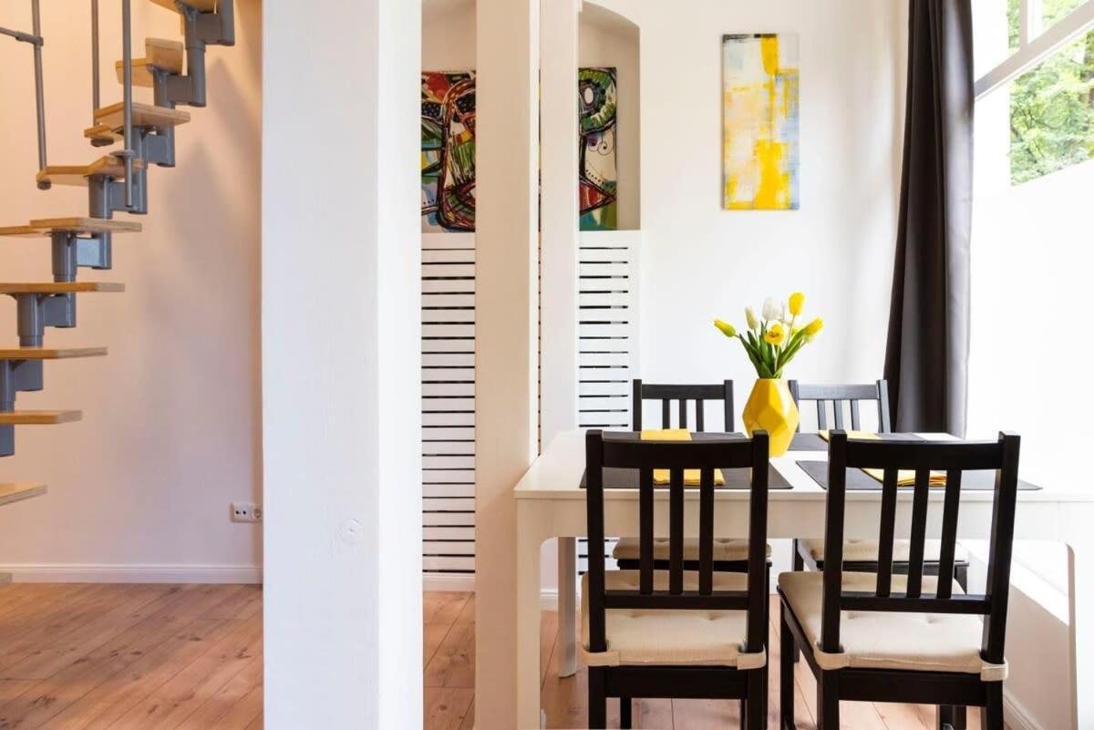 Spacious Loft Style Studio In Berlin Wilmersdorf Luaran gambar