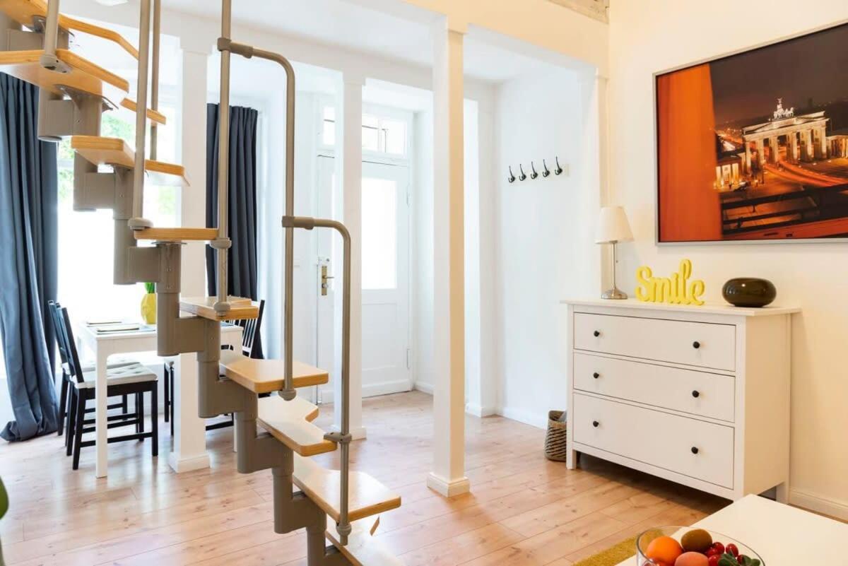 Spacious Loft Style Studio In Berlin Wilmersdorf Luaran gambar